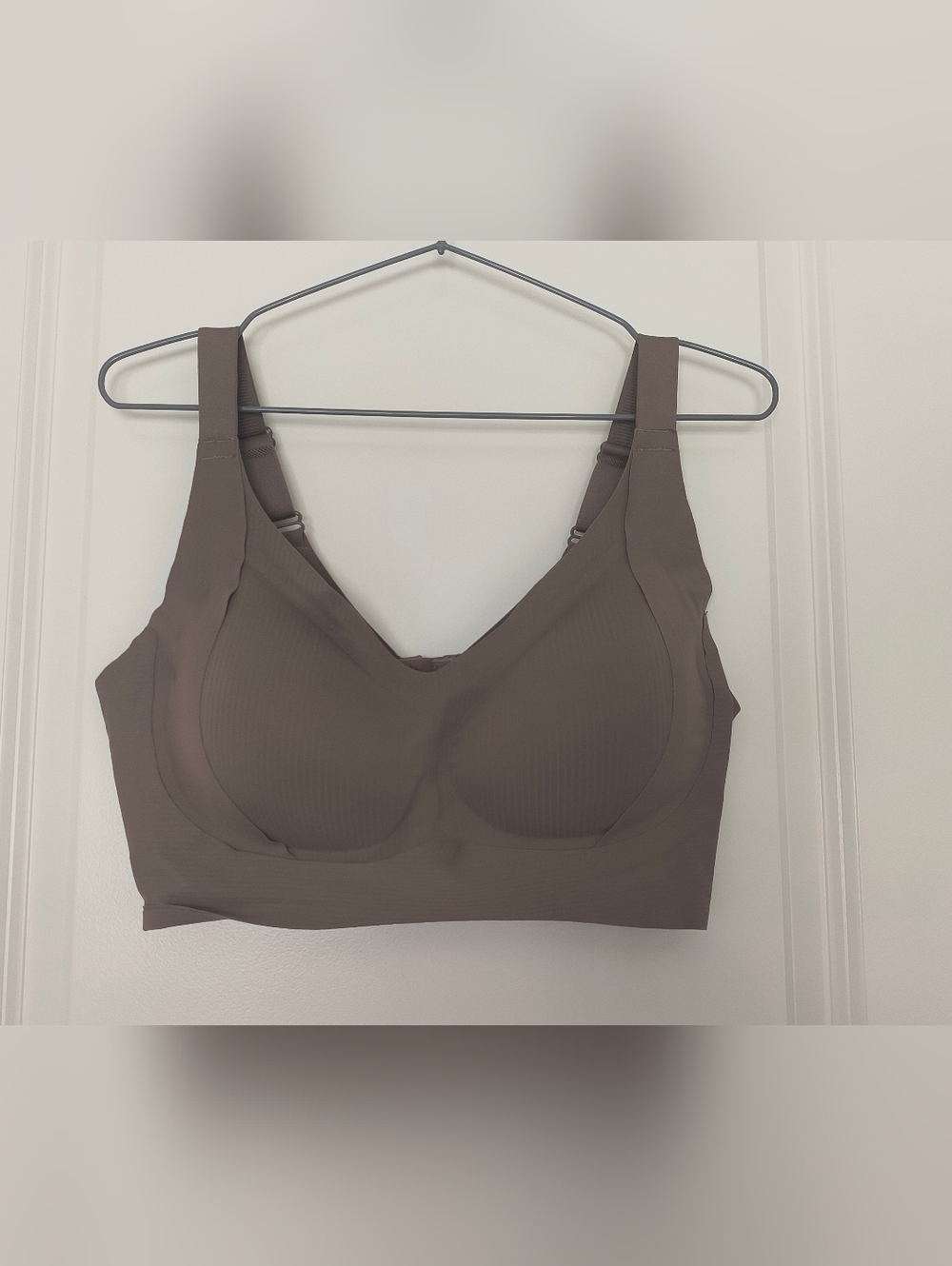 NWOT Seamless Wireless Bra - Chocolate Brown - 32" Underbust